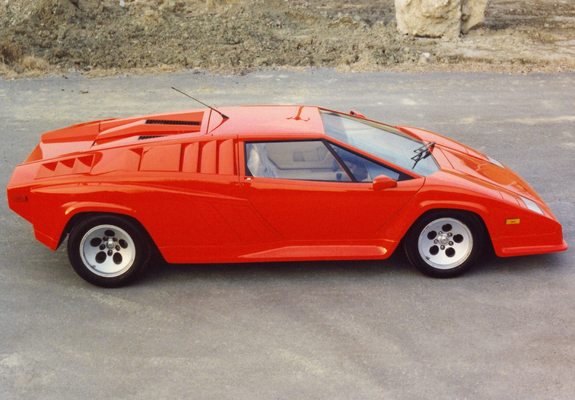 Pictures of Lamborghini Countach Prototype 1988