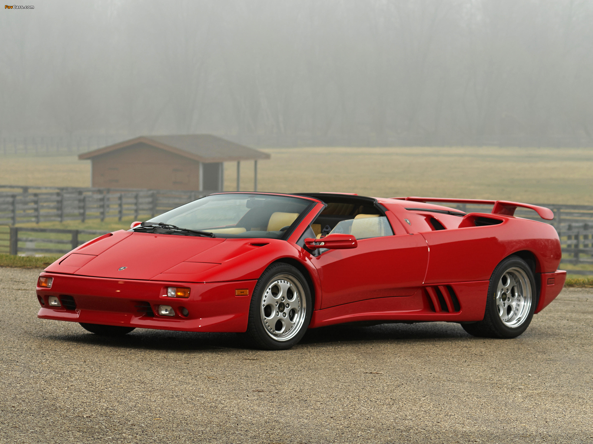 Images of Lamborghini Diablo VT Roadster 1995–98 (2048 x 1536)