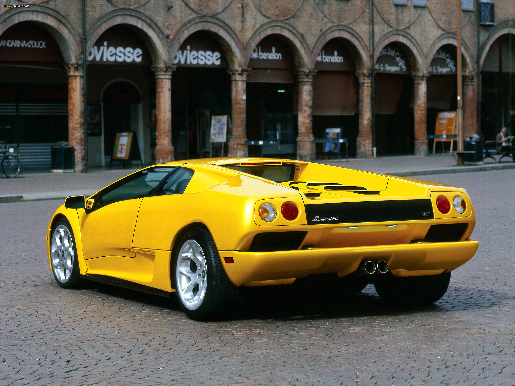 Images of Lamborghini Diablo VT 6.0 2000–01 (2048 x 1536)