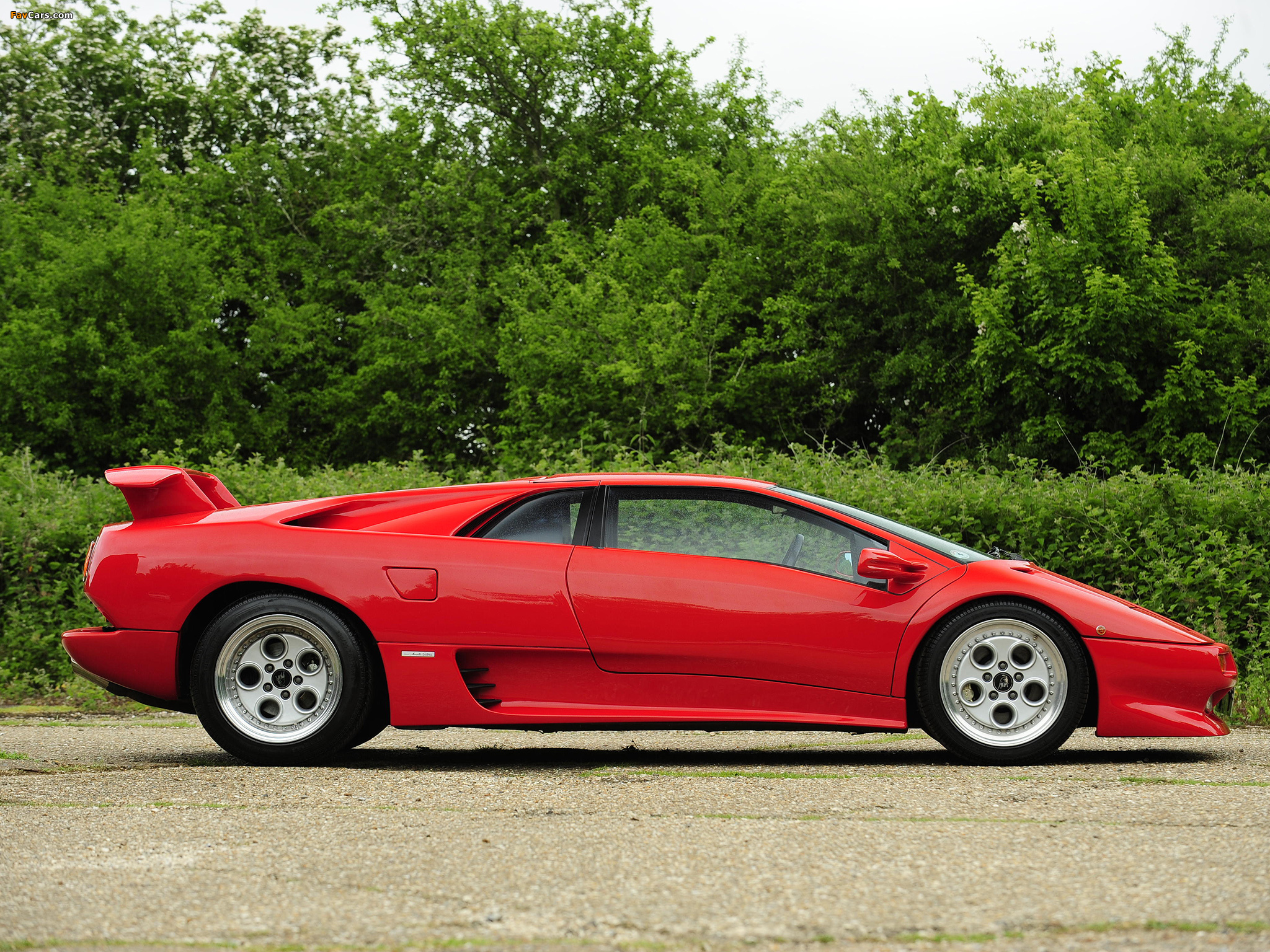 Lamborghini Diablo UK-spec 1990–93 images (2048 x 1536)