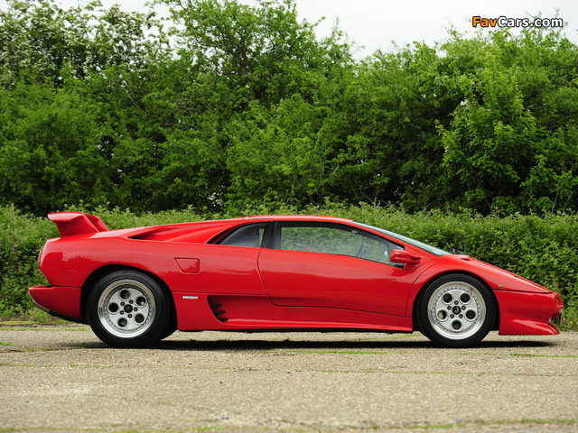 Lamborghini Diablo UK-spec 1990–93 images (640 x 480)