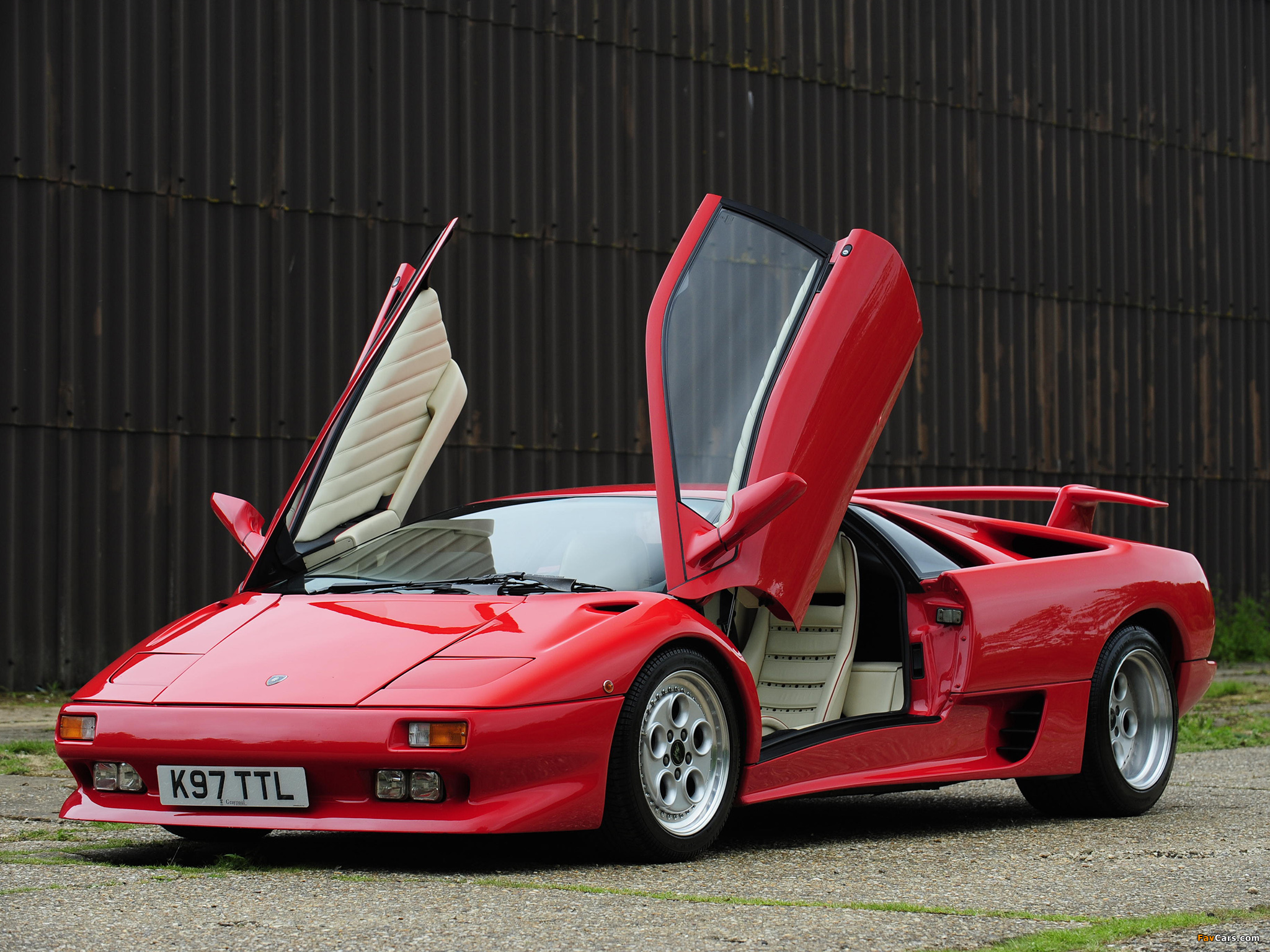 Lamborghini Diablo UK-spec 1990–93 photos (2048 x 1536)