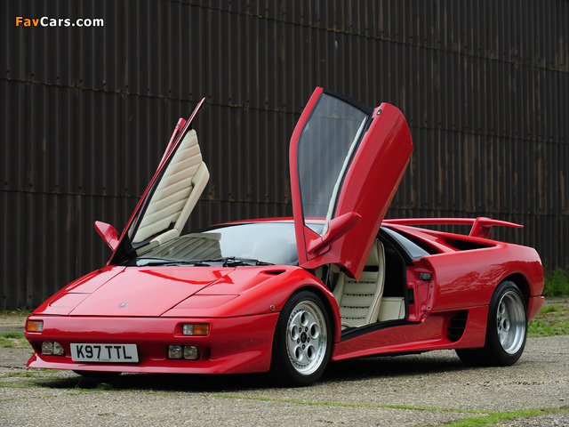 Lamborghini Diablo UK-spec 1990–93 photos (640 x 480)