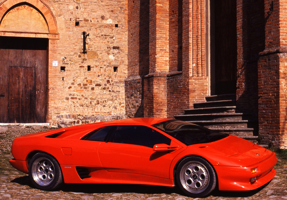 Lamborghini Diablo VT 1993–98 wallpapers