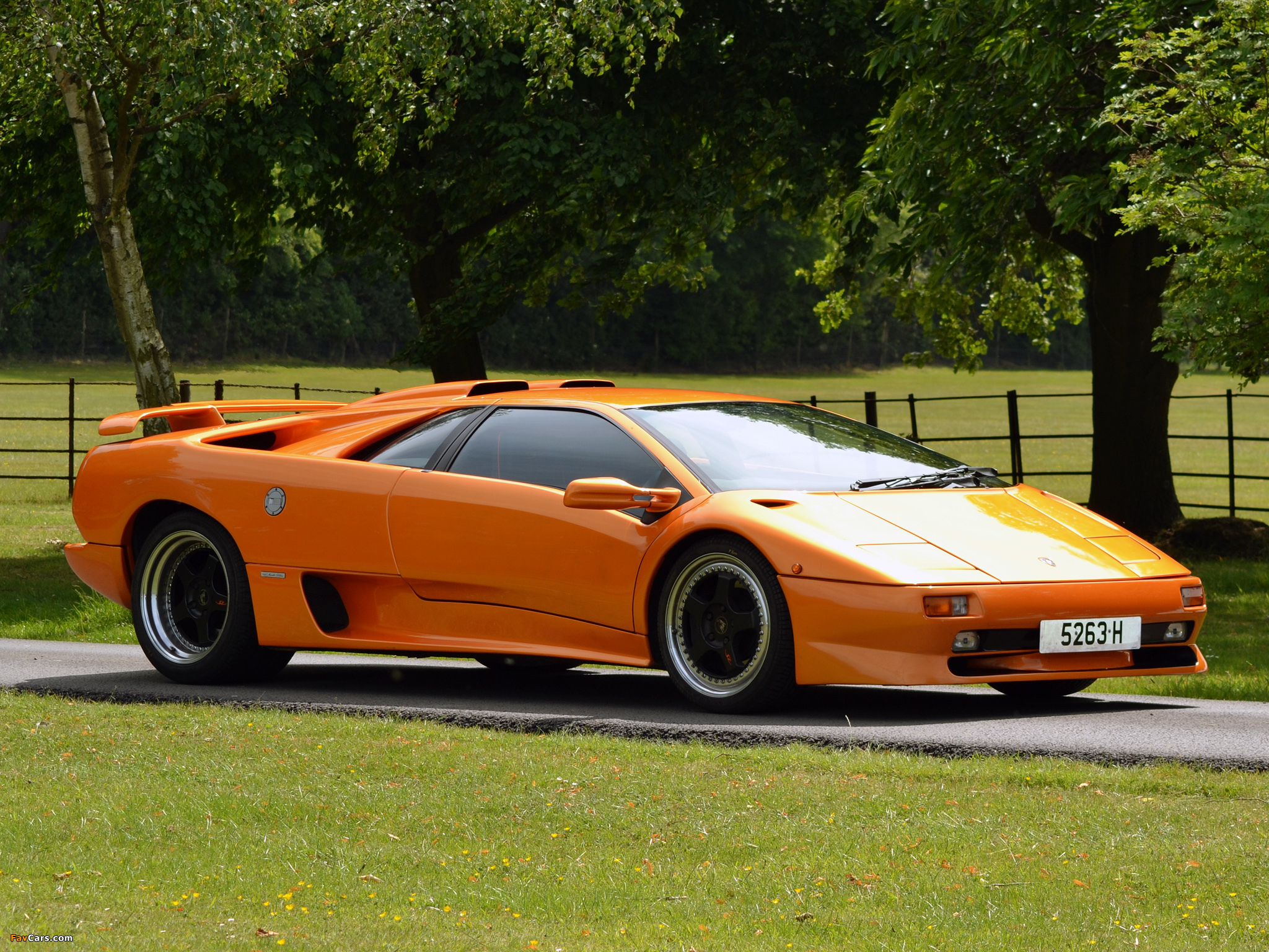 Lamborghini Diablo SV 1995–98 images (2048 x 1536)