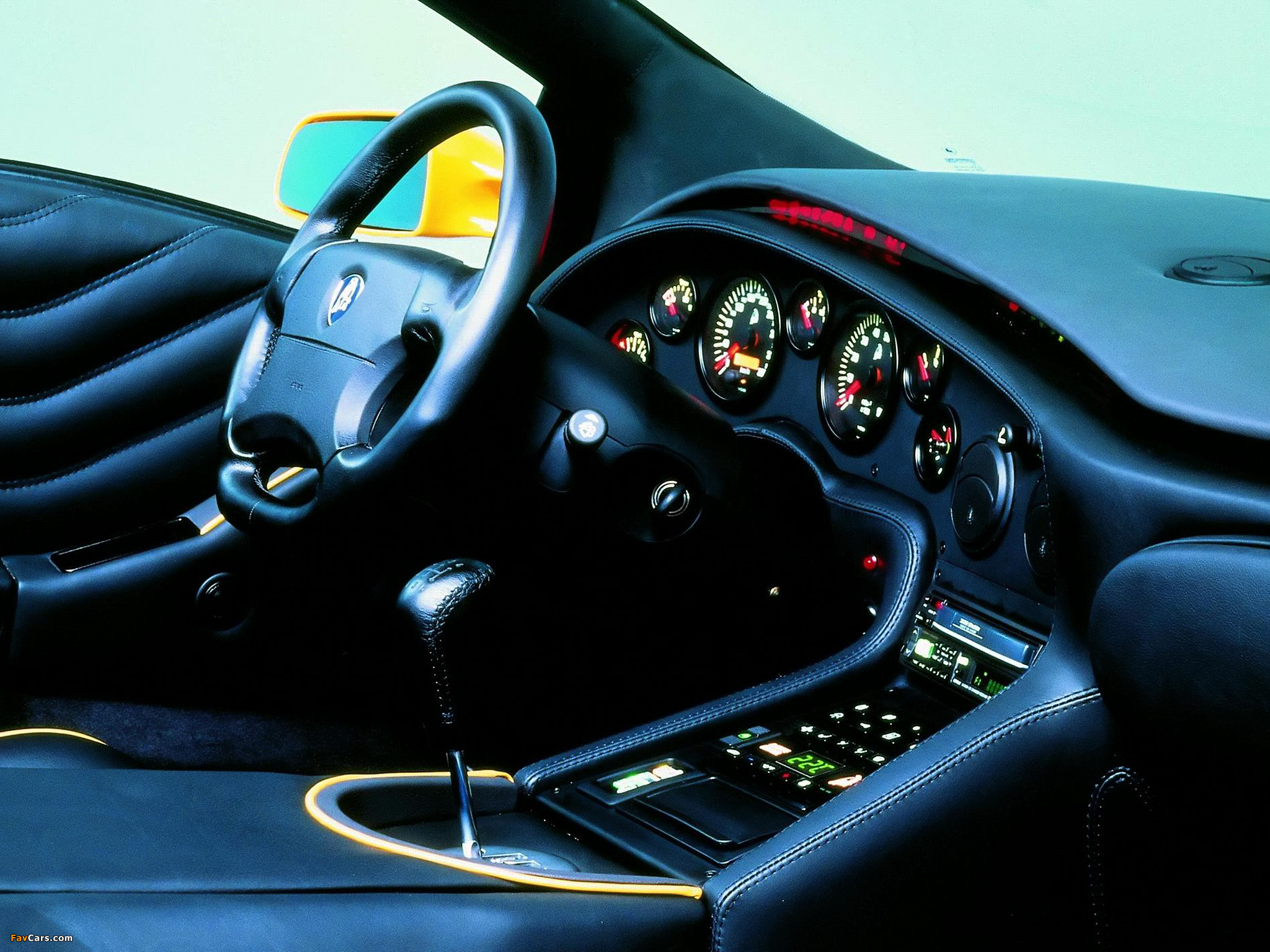 Pictures of Lamborghini Diablo VT Roadster 1998–2000 (2048 x 1536)