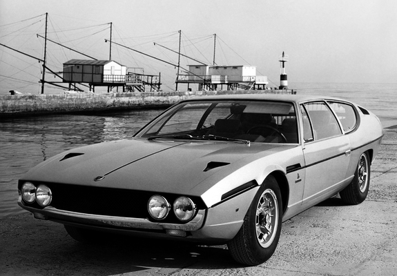 Pictures of Lamborghini Espada 400 GT 1968–69