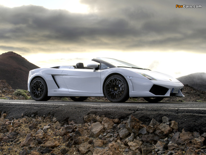 Lamborghini Gallardo LP 560-4 Spyder 2008–12 pictures (800 x 600)