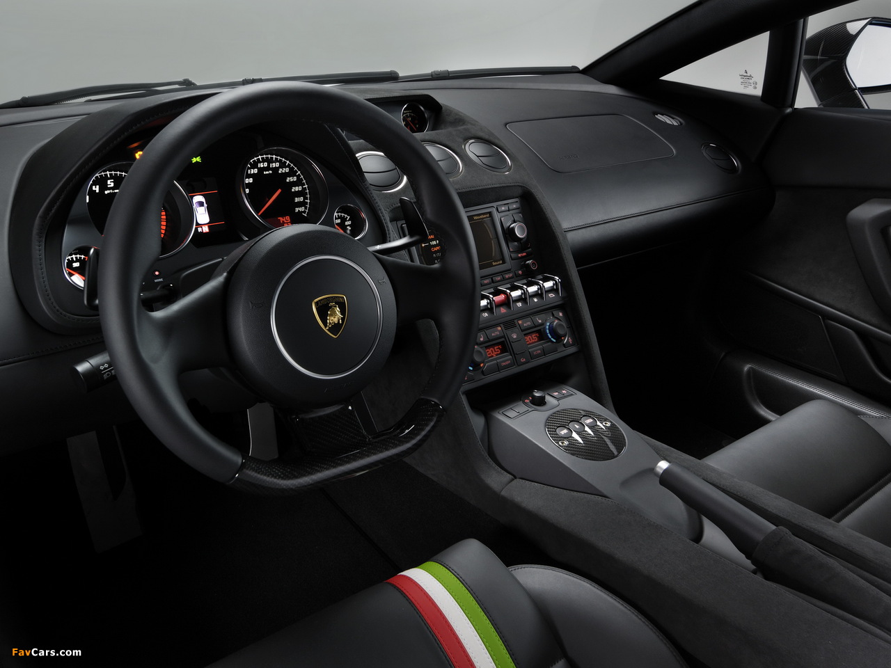 Lamborghini Gallardo LP 550-2 Tricolore 2011 wallpapers (1280 x 960)