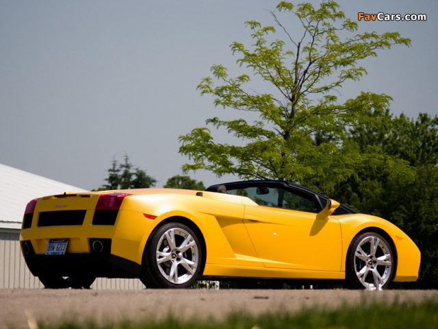 Photos of Lamborghini Gallardo Spyder US-spec 2006–08 (640 x 480)