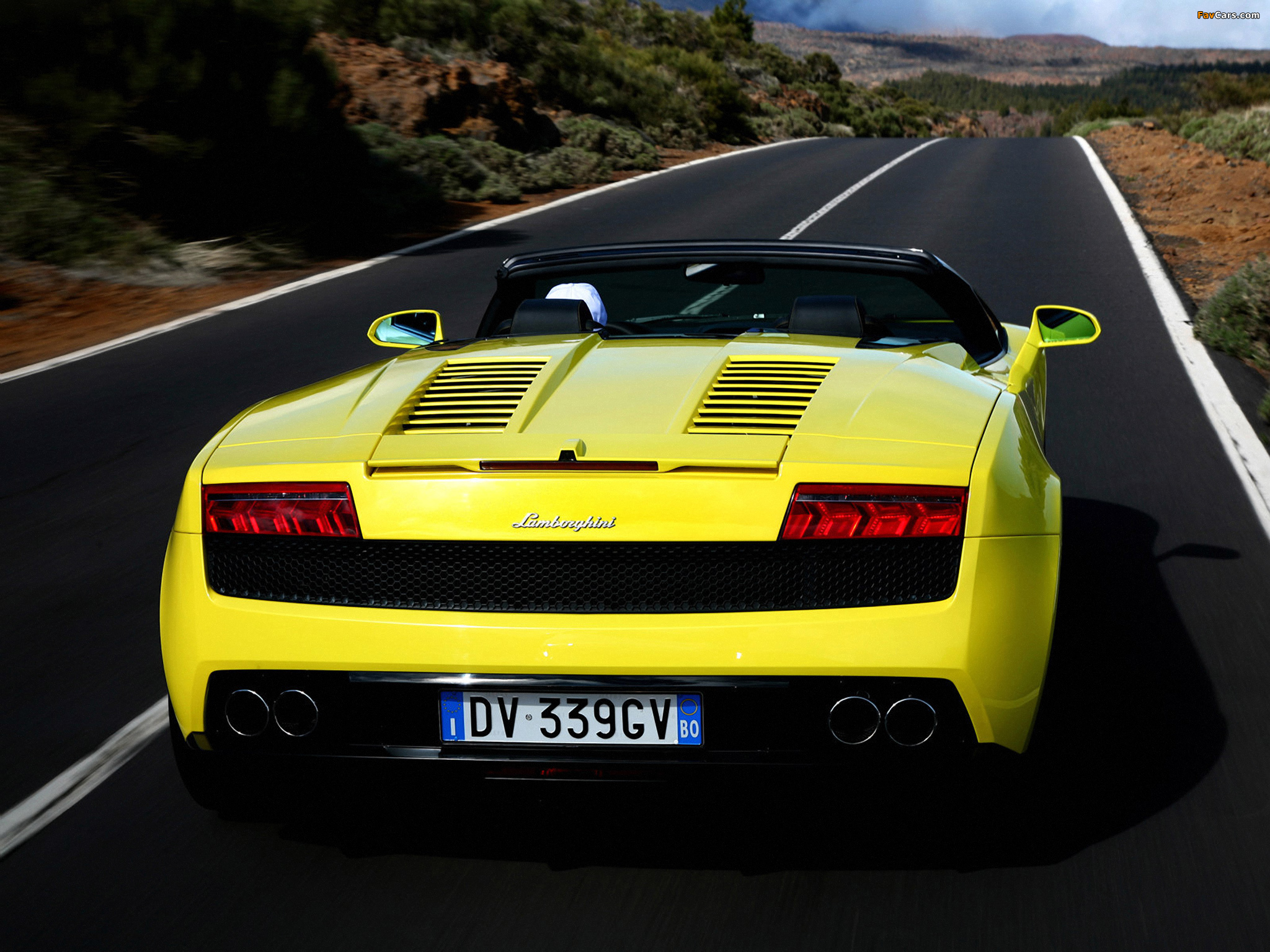 Photos of Lamborghini Gallardo LP560-4 Spyder 2008 (2048 x 1536)