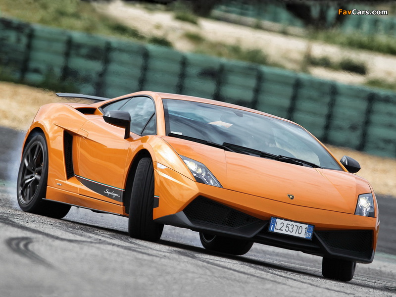 Photos of Lamborghini Gallardo LP 570-4 Superleggera 2010–12 (800 x 600)