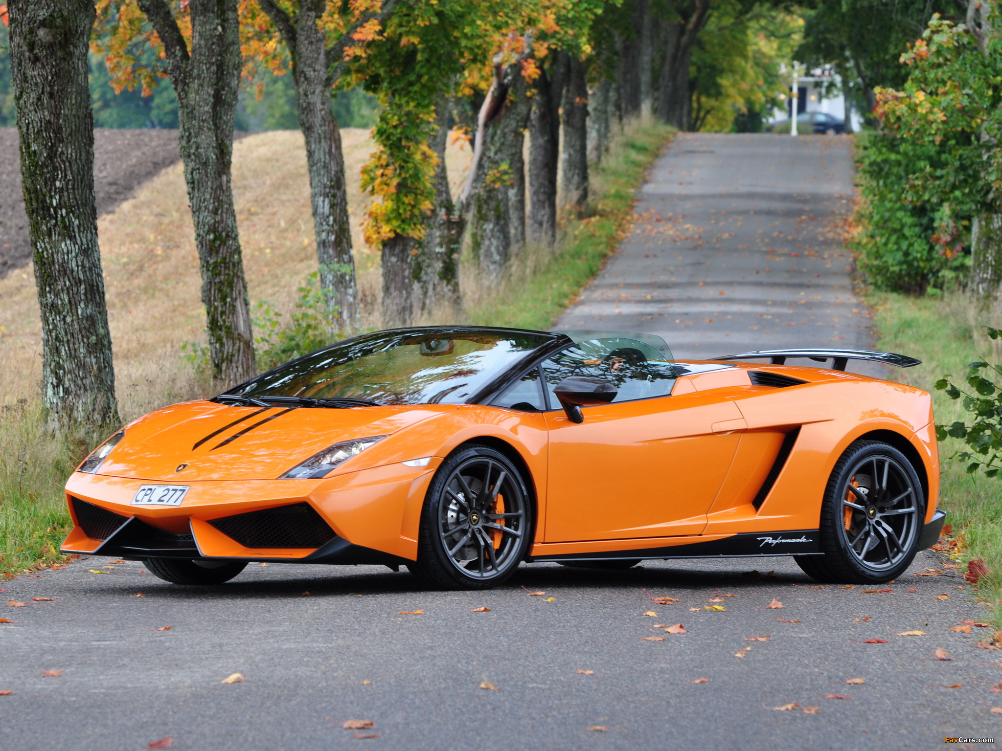 Lamborghini Gallardo LP 570-4 Spyder Performante 2010–13 wallpapers (2048 x 1536)