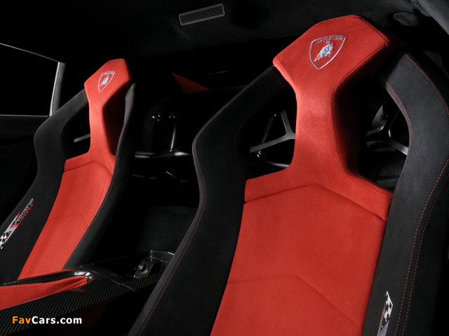 Lamborghini Gallardo LP 570-4 Super Trofeo Stradale 2011–12 wallpapers (640 x 480)