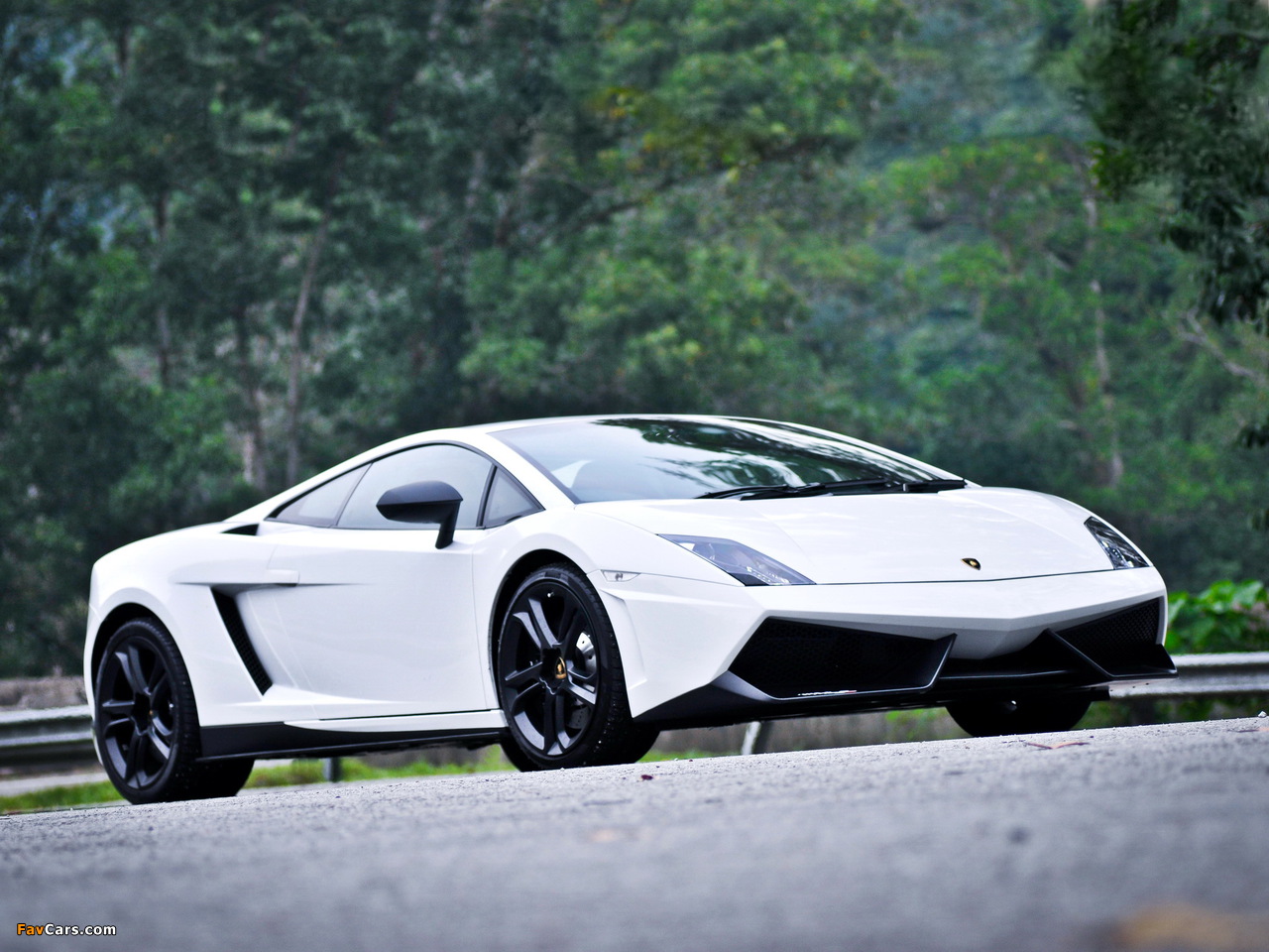 Lamborghini Gallardo LP 550-2 MLE 2012 wallpapers (1280 x 960)