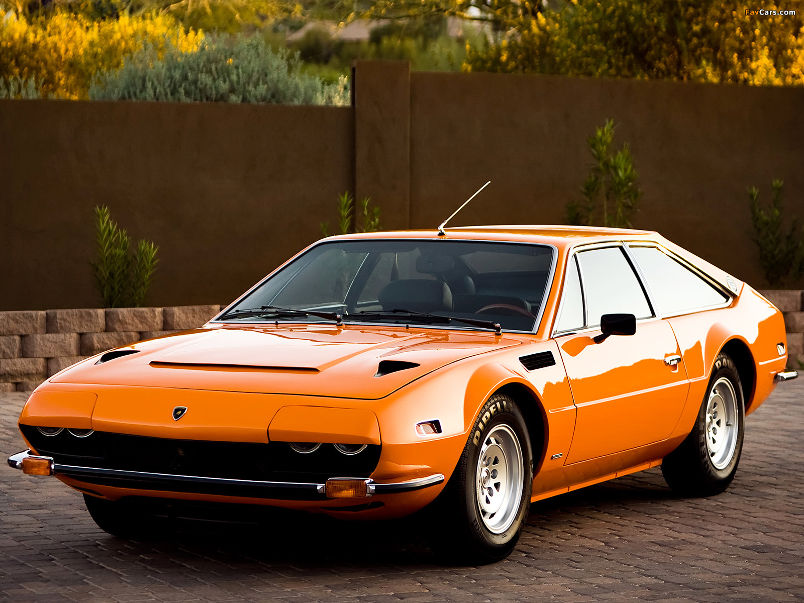 Photos of Lamborghini Jarama 400 GTS 1972–76 (1600 x 1200)