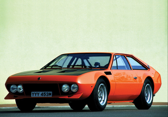 Pictures of Lamborghini Jarama by Bob Wallace 1972