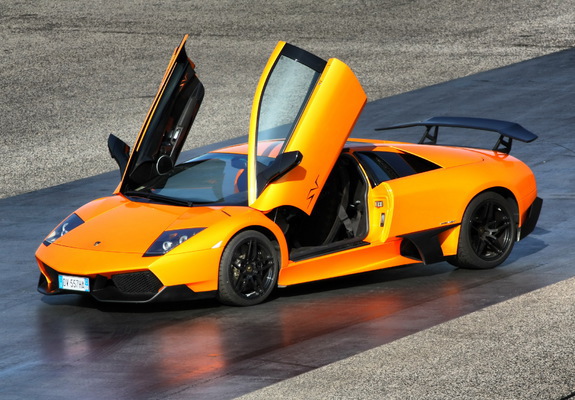 Images of Lamborghini Murciélago LP 670-4 SuperVeloce 2009–10