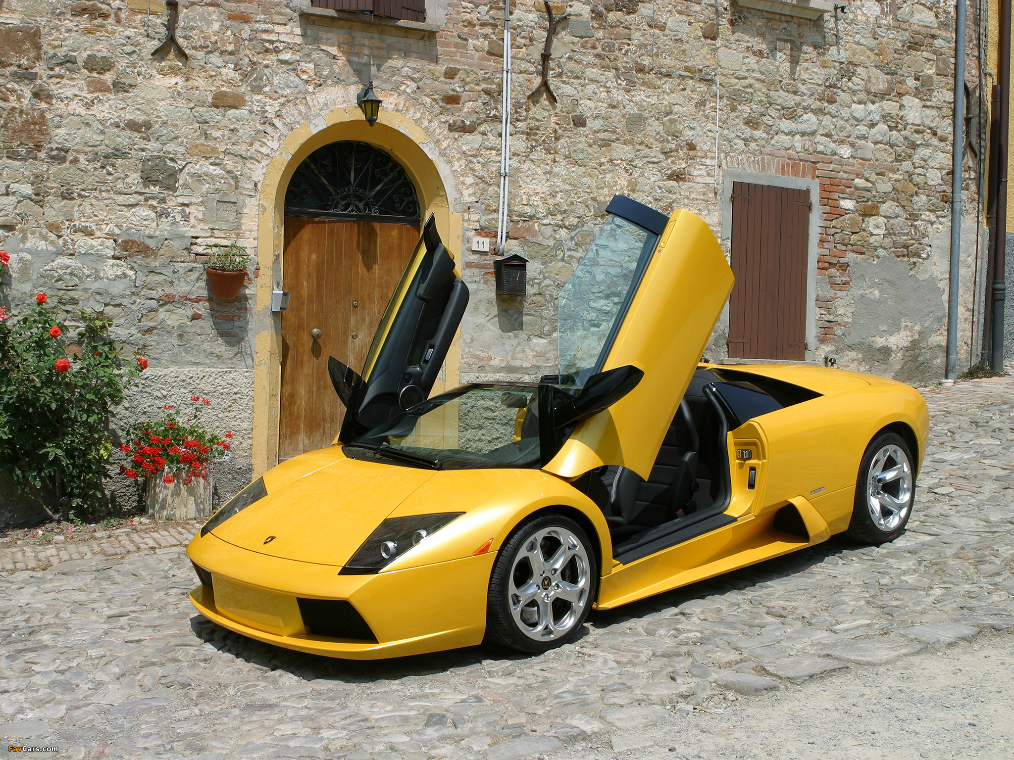 Lamborghini Murcielago Roadster 2004–06 wallpapers (2048 x 1536)