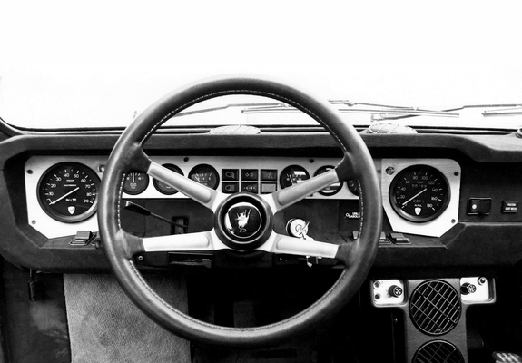 Lamborghini Urraco P111 1974–76 photos