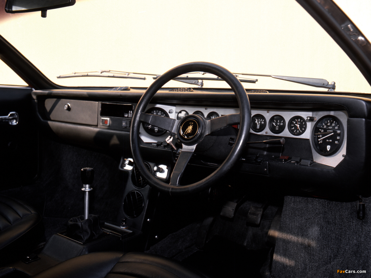 Pictures of Lamborghini Urraco P250 1972–74 (1280 x 960)