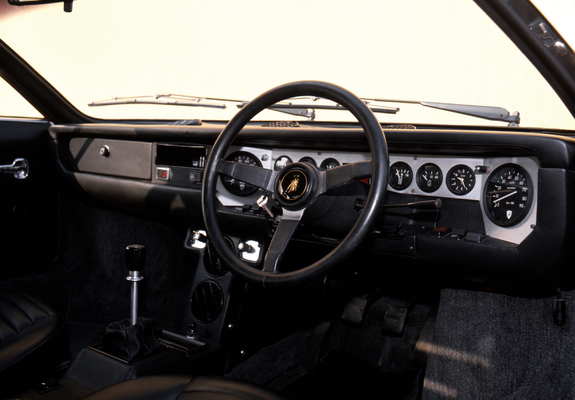 Pictures of Lamborghini Urraco P250 1972–74