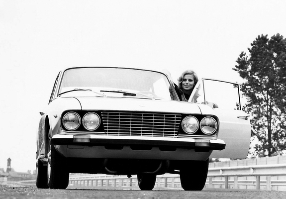 Lancia 2000 Coupé (820) 1971–74 photos