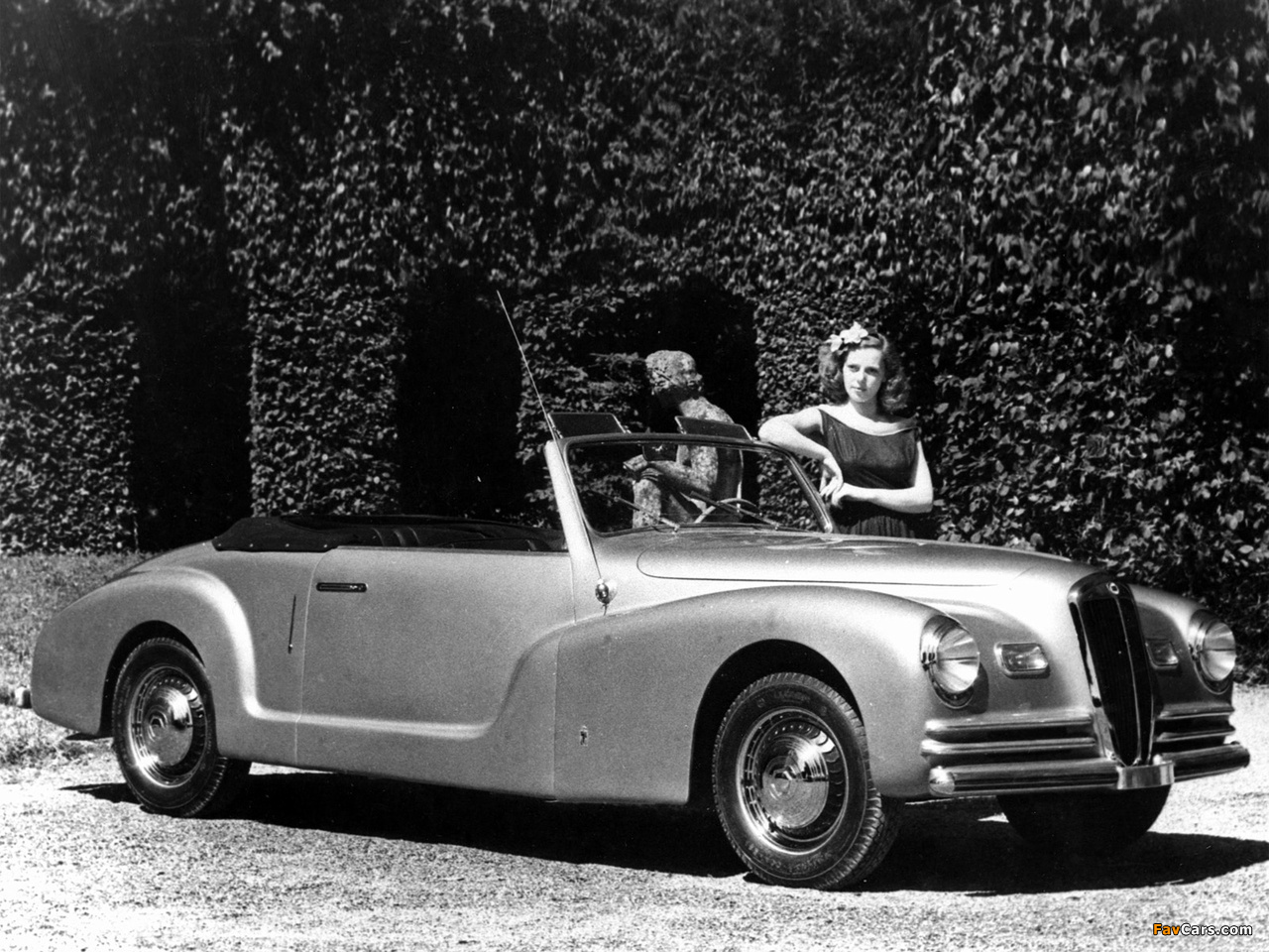 Pictures of Lancia Aprilia Cabriolet 1940–49 (1280 x 960)