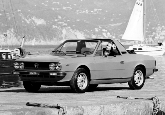 Lancia Beta Spider 1975–78 pictures