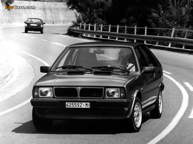 Images of Lancia Delta HF Turbo (831) 1983–86 (640 x 480)