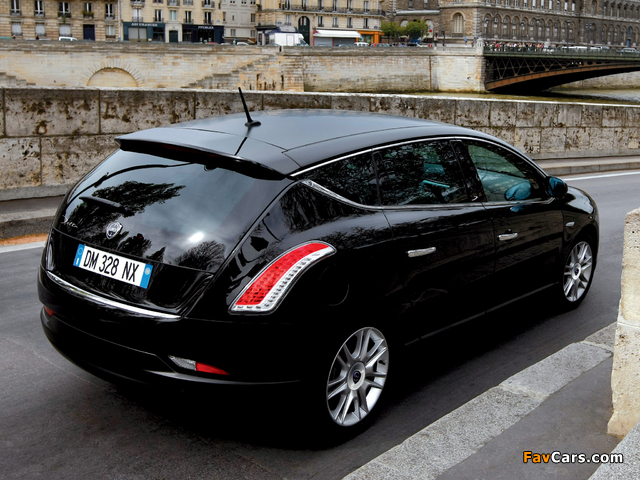 Images of Lancia Delta 2008–11 (640 x 480)
