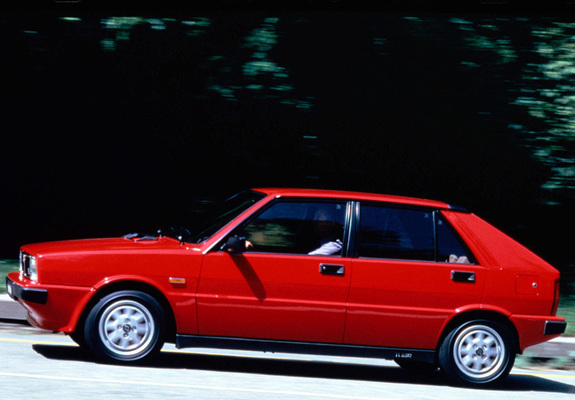 Lancia Delta HF Turbo (831) 1983–86 pictures