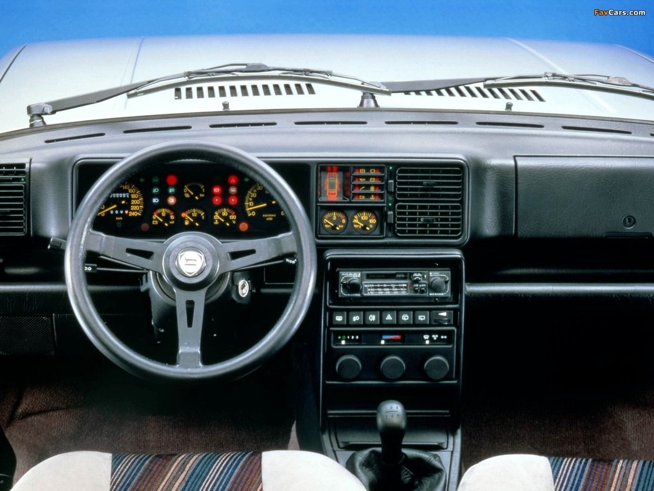 Lancia Delta HF 4WD (831) 1986–87 photos (1280 x 960)