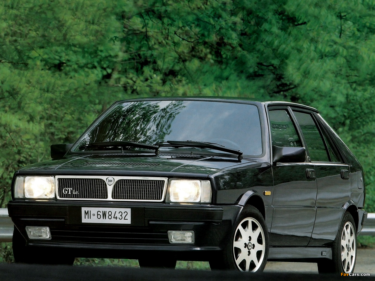 Lancia Delta GT i.e. (831) 1991–93 images (1280 x 960)