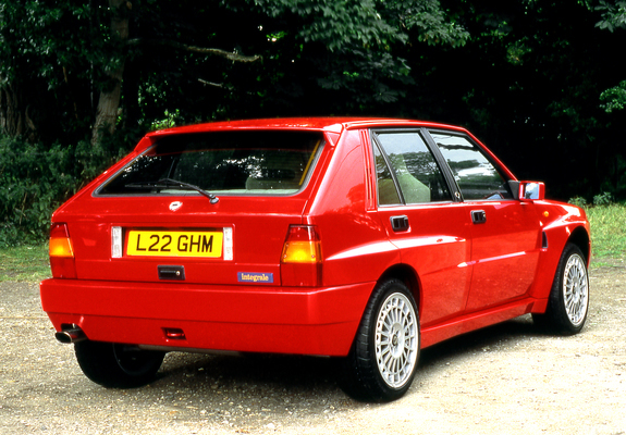 Lancia Delta HF Integrale Evoluzione II (831) 1993–94 images