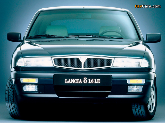Lancia Delta 1993–99 pictures (640 x 480)
