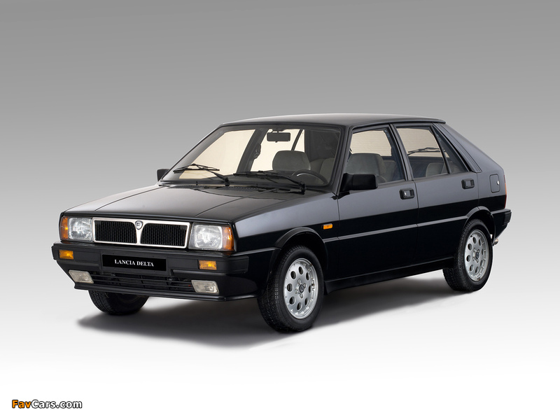 Lancia Delta photos (800 x 600)