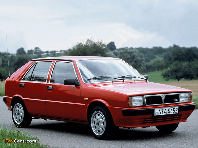 Photos of Lancia Delta GT i.e. (831) 1986–91 (640 x 480)