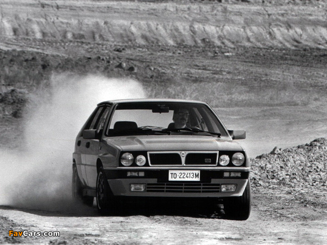 Photos of Lancia Delta HF Integrale 16v (831) 1989–91 (640 x 480)