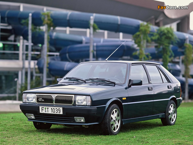 Pictures of Lancia Delta GT i.e. (831) 1991–93 (640 x 480)
