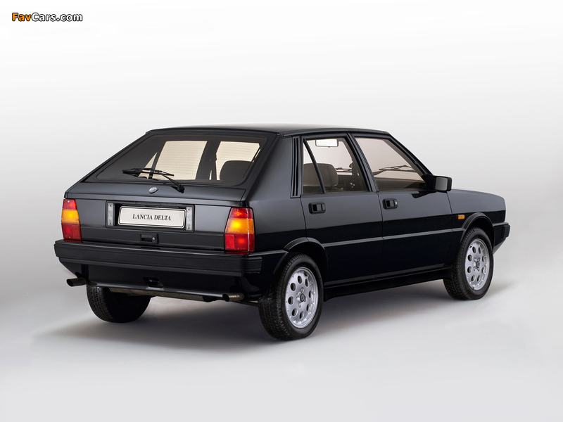 Pictures of Lancia Delta (800 x 600)