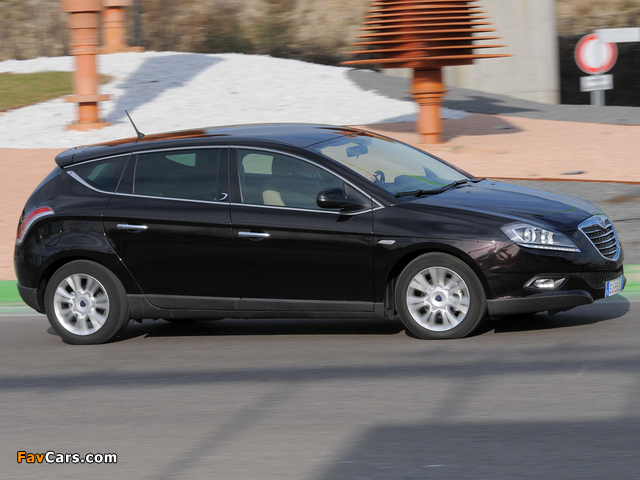Pictures of Lancia Delta 2011 (640 x 480)