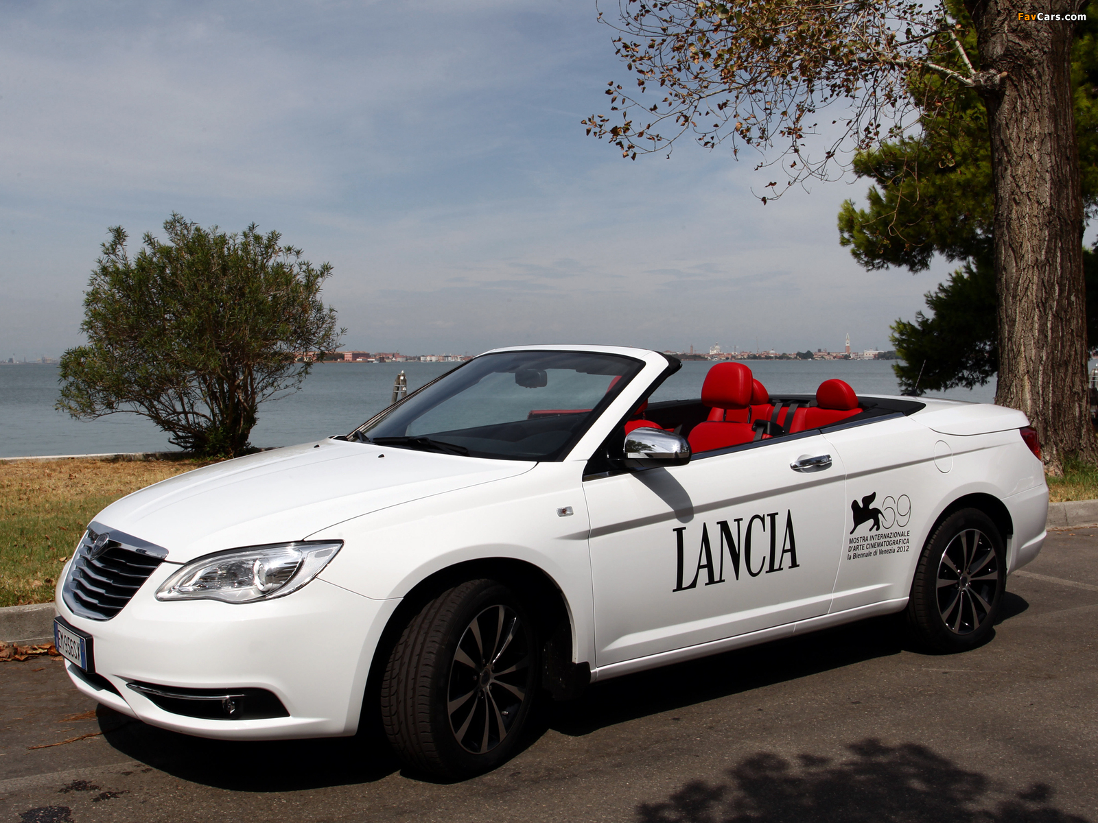 Images of Lancia Flavia Red Carpet 2012 (1600 x 1200)