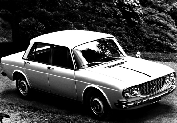 Lancia Flavia Berlina (819) 1967–71 images