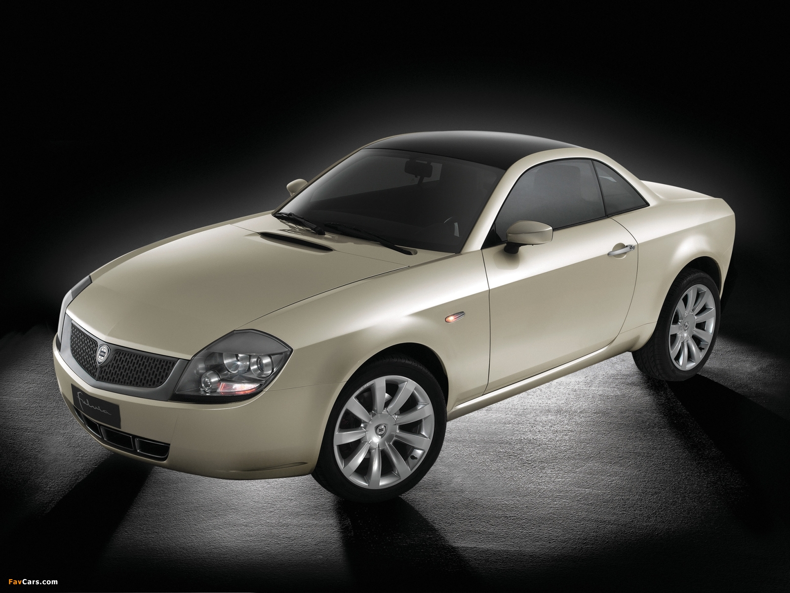 Lancia Fulvia Coupé Concept 2003 pictures (1600 x 1200)