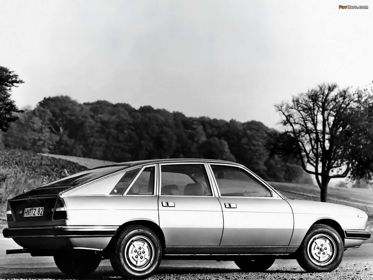 Lancia Gamma Berlina (1 Serie) 1976–80 photos (1280 x 960)