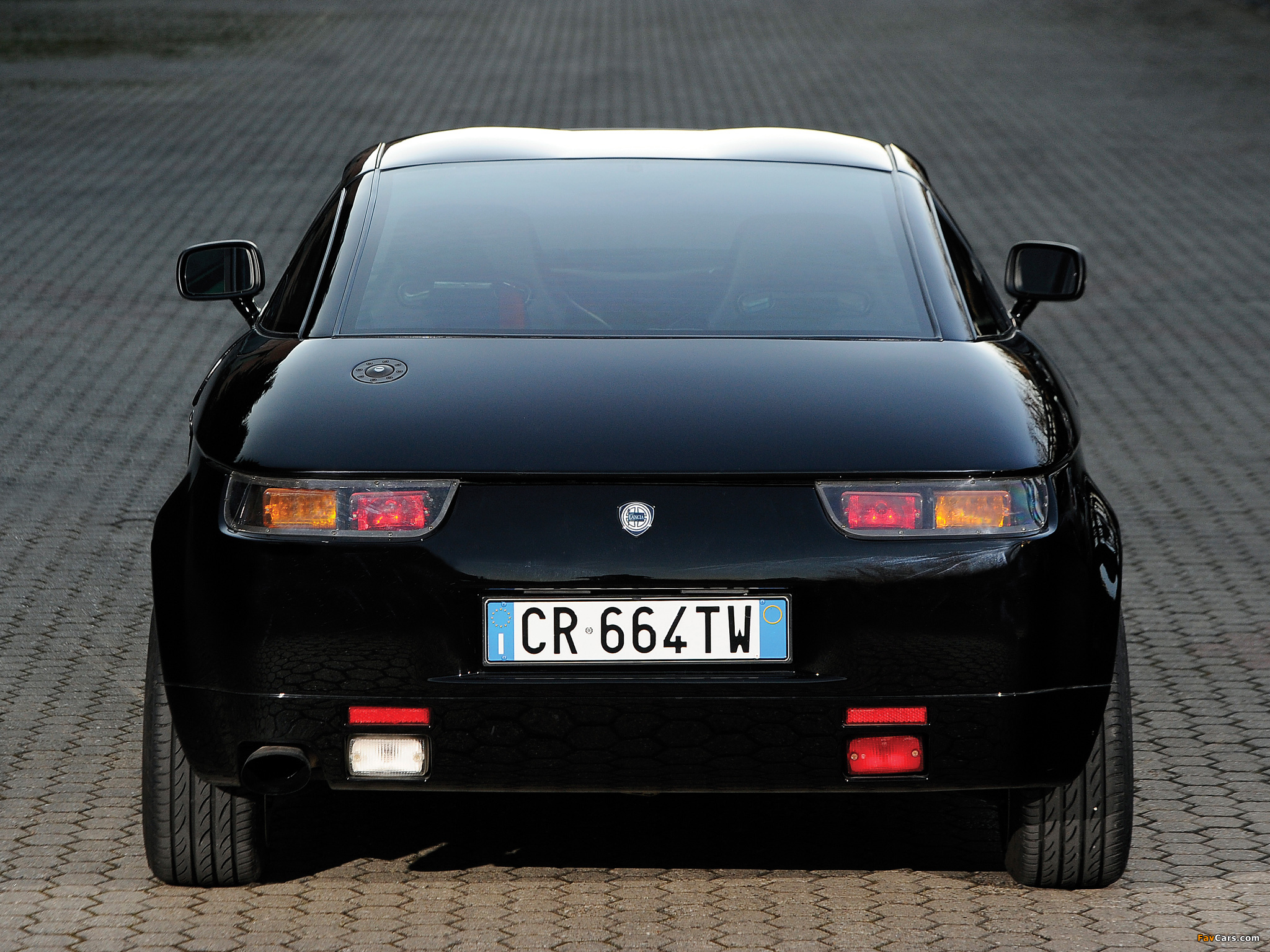 Lancia Hyena 1992–93 images (2048 x 1536)