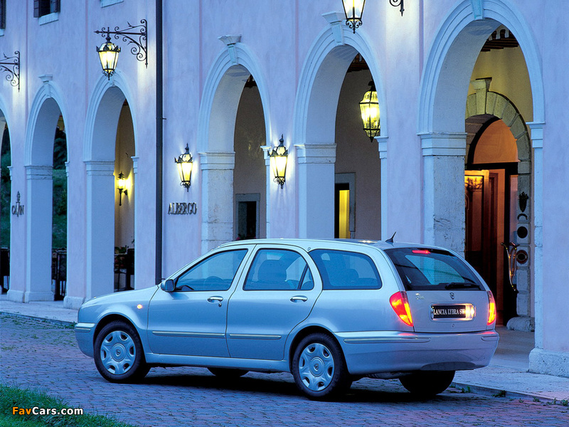 Images of Lancia Lybra SW 1999–2005 (800 x 600)