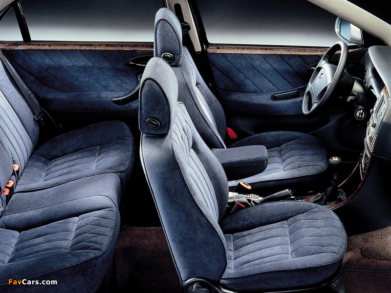Lancia Lybra SW 1999–2005 images (800 x 600)