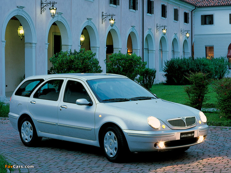 Lancia Lybra SW 1999–2005 photos (800 x 600)